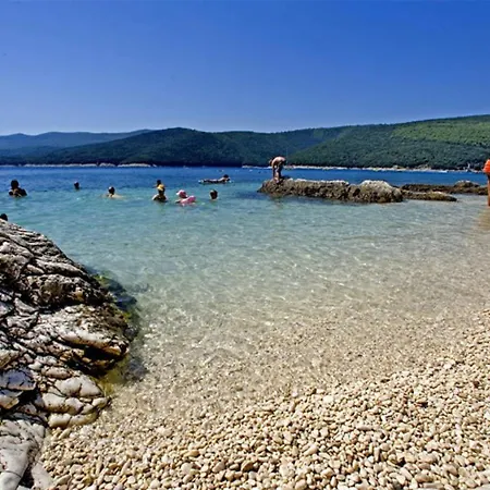 Thomas Haus Nyaraló *